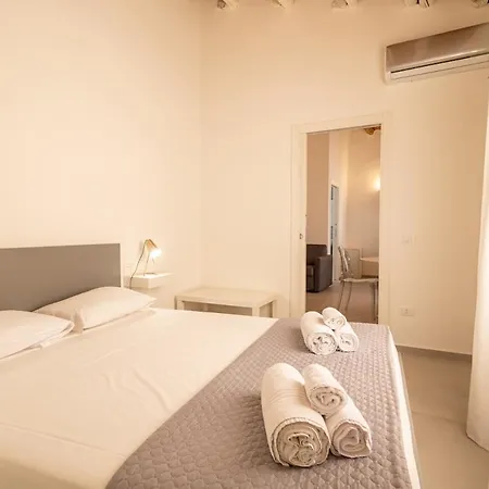 Cathedral - In Apartament Palermo